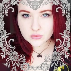 Meet your Posher, Melina